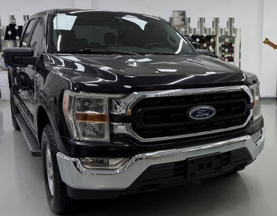 Ford F 150 XLT 5.0L Crew Cab Utility