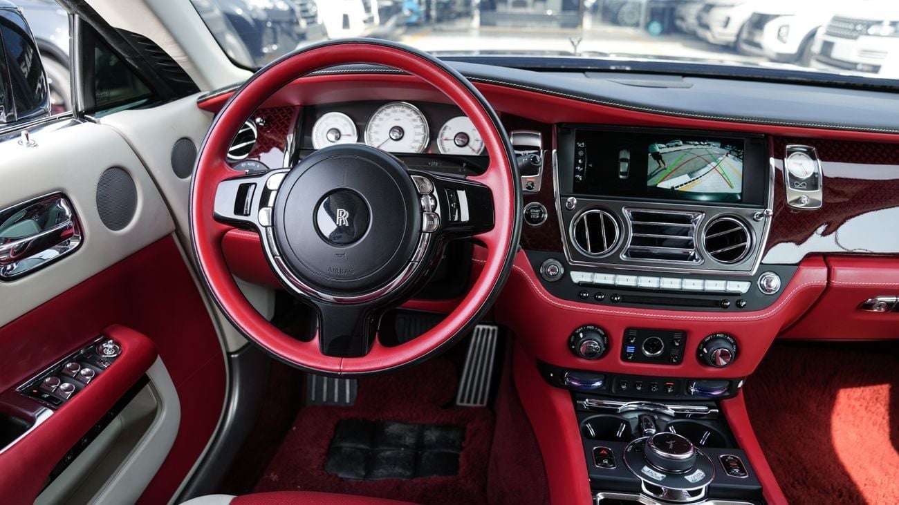 Rolls Royce Wraith STANDARD black Badge