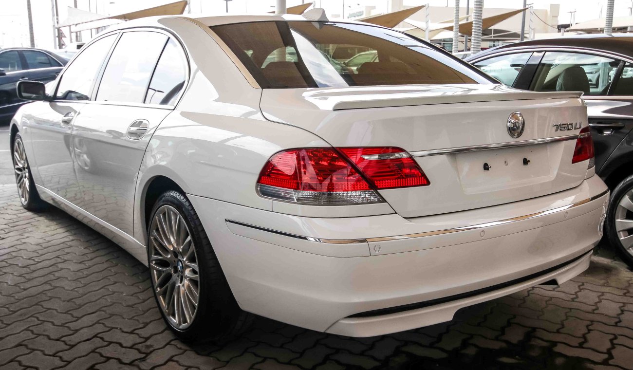 بي أم دبليو 750 Li