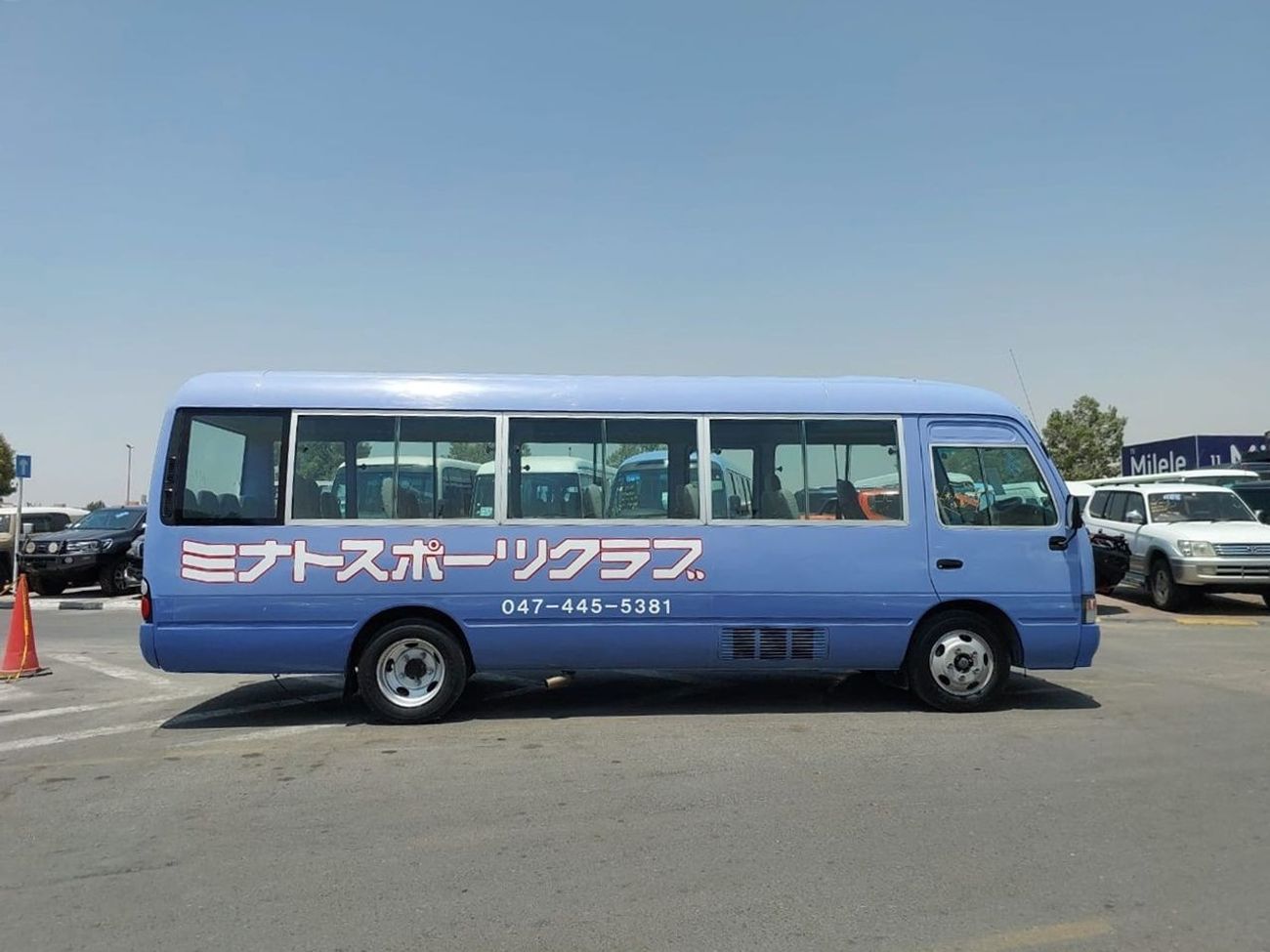 Toyota Coaster TOYOTA COASTER RHD 2004 MODEL 4.2 L DIESEL AUTOMATIC(PM12560)