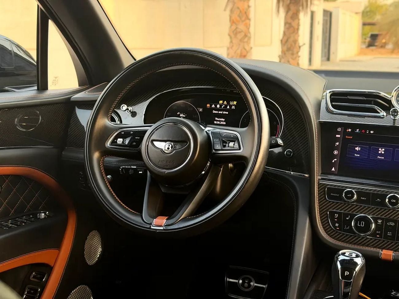 Bentley Bentayga SPEED MODEL - GCC SPECS - NO ACCIDENT - FULL SERVICE IN AGENCY