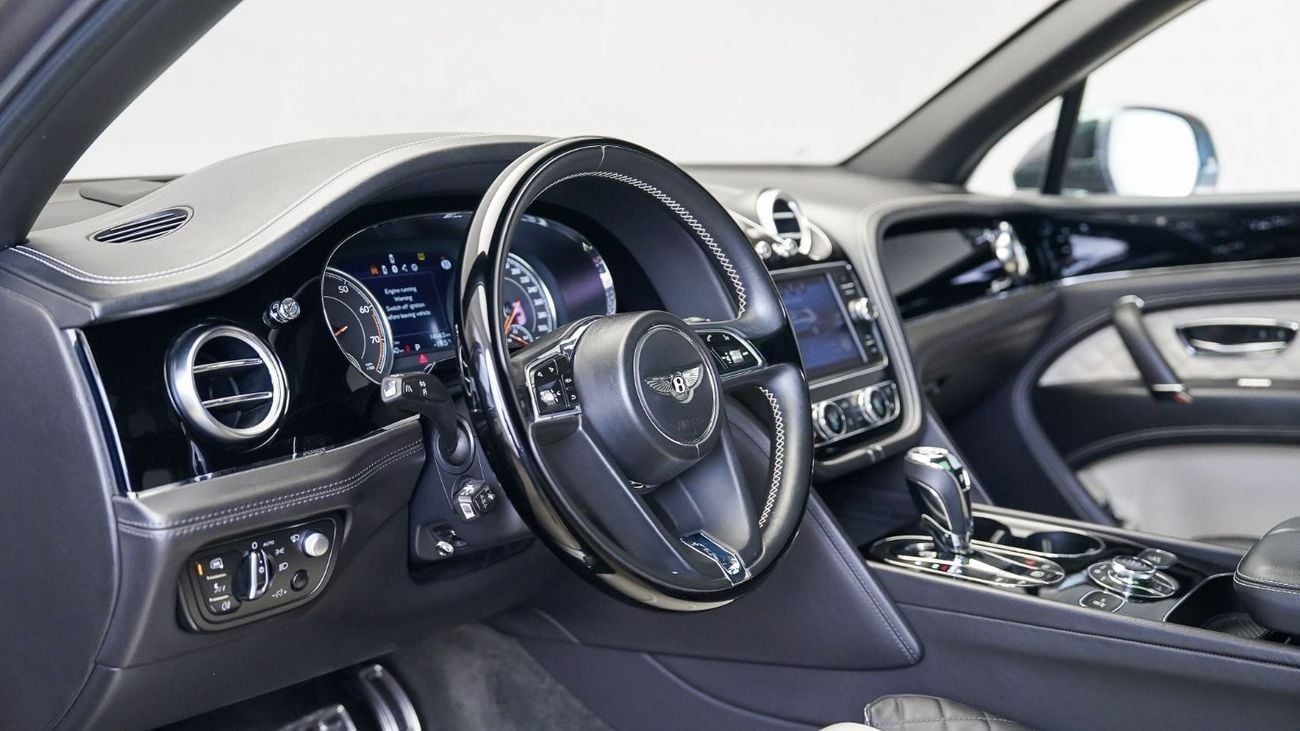 بنتلي بينتايجا Special Offer | AED 6,343 PM | Factory Carbon Fibre Package, Low KM | Bentayga Speed Carbon