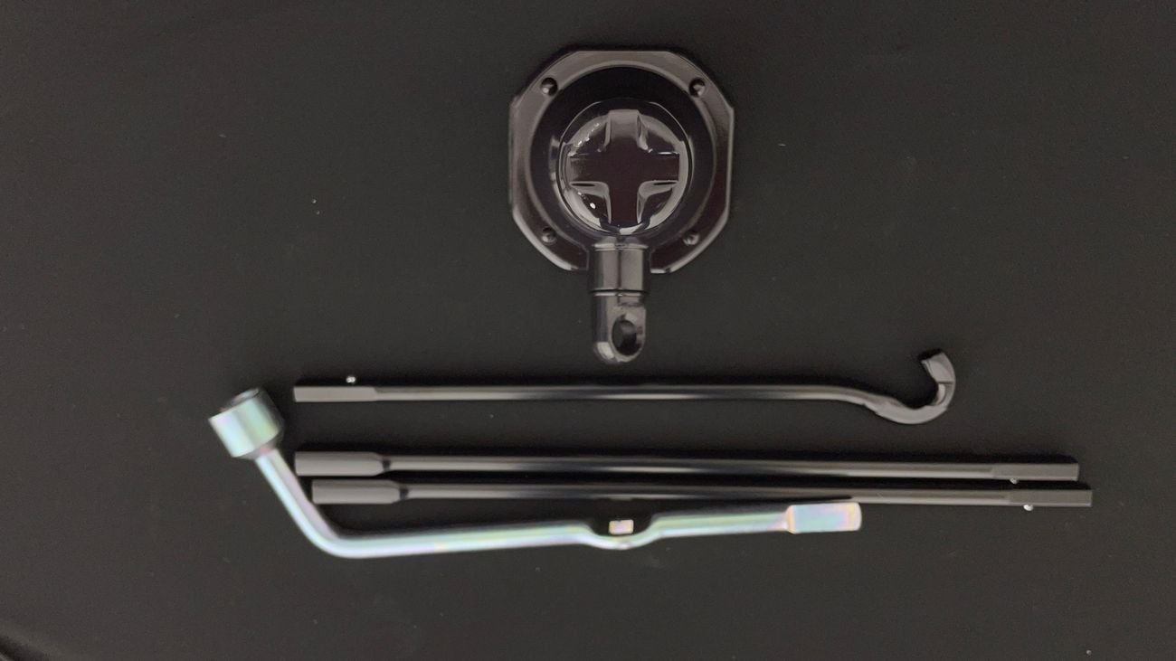 Toyota Hilux GL 2.7 | Zero Down Payment | Home Test Drive