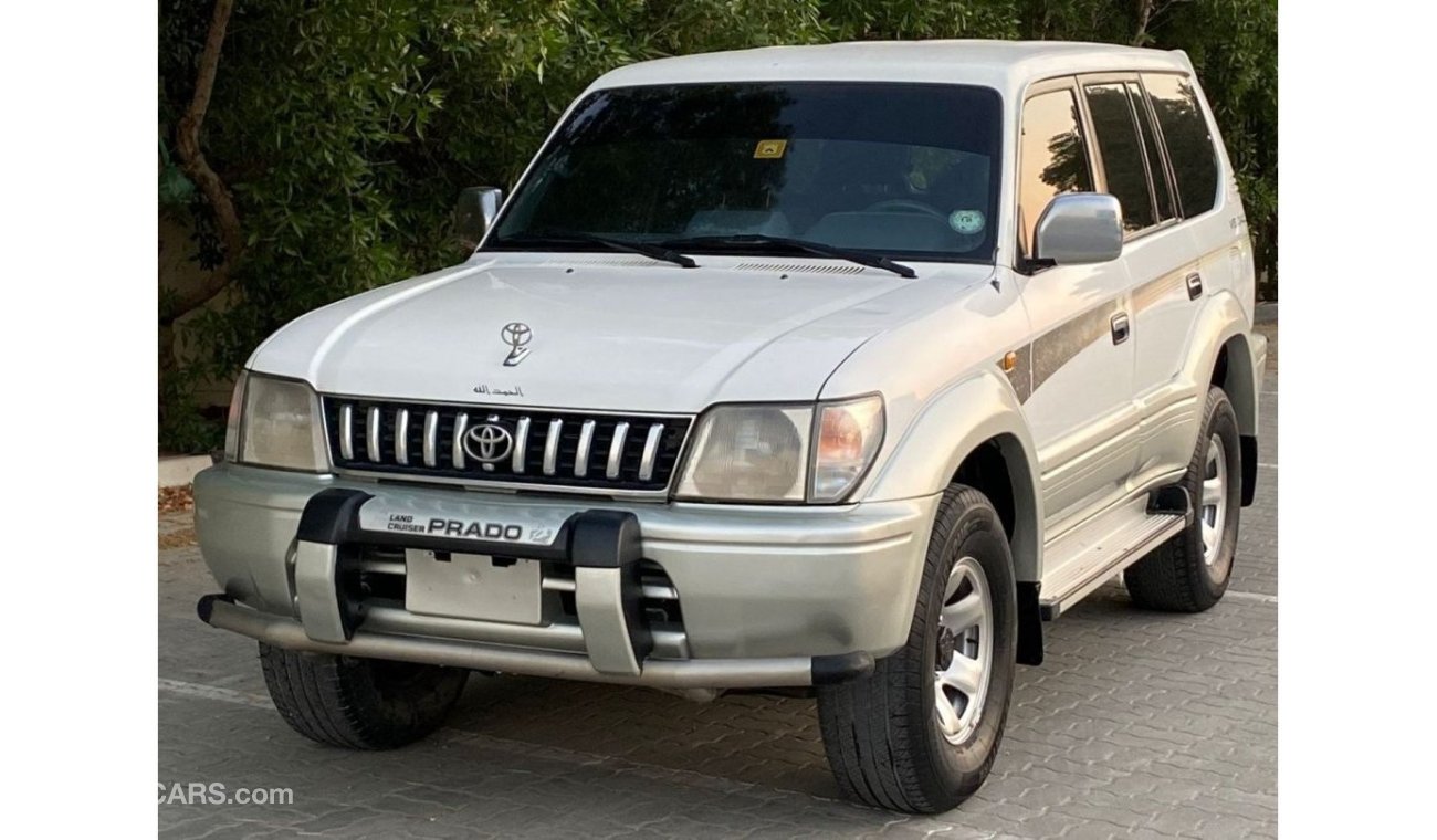 Toyota Prado manual gear Gulf specifications, NO accidents  No Paint  very clean inside and out, fully serviced,