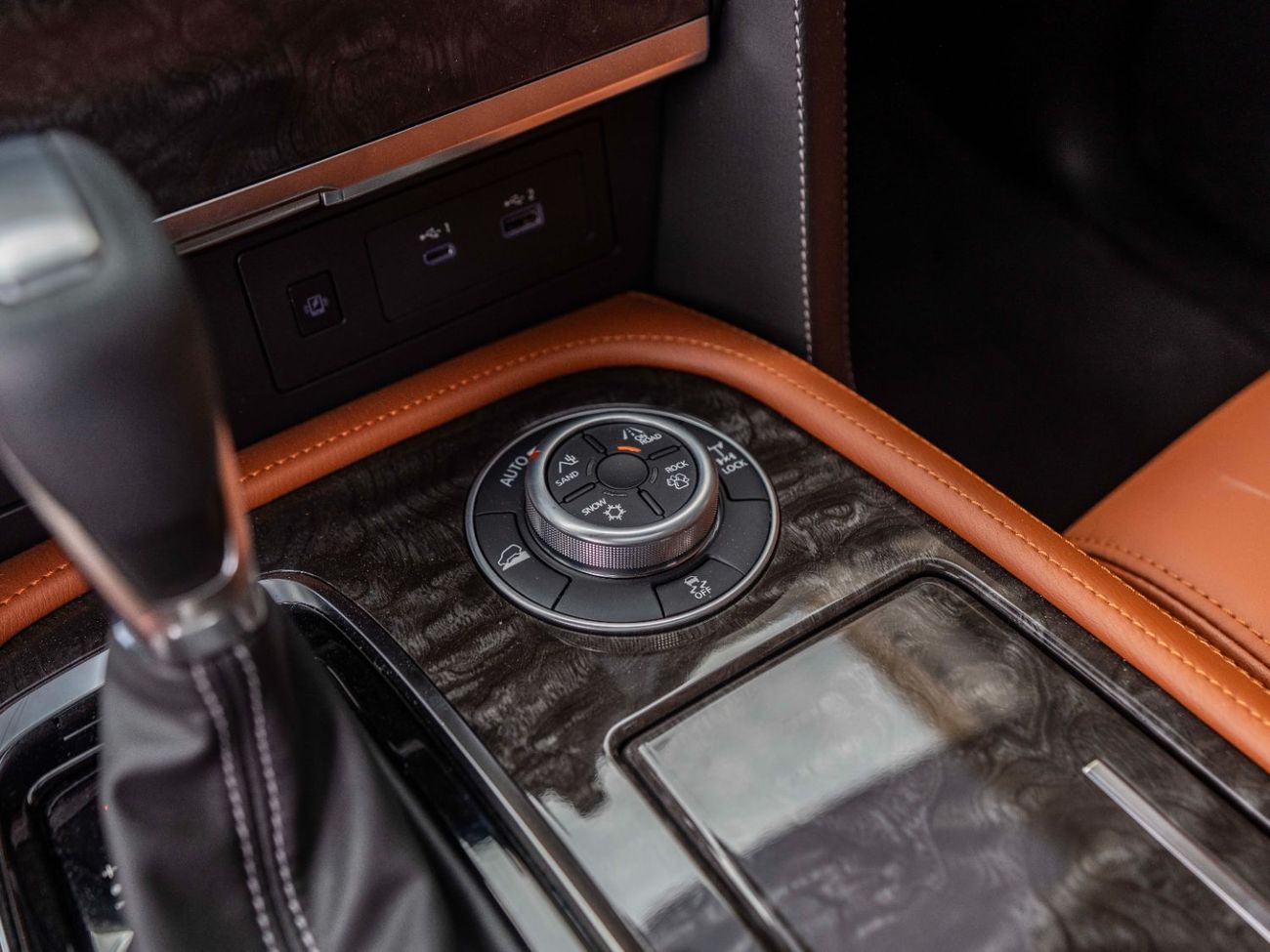 Nissan Patrol SE Titanium 4.0L