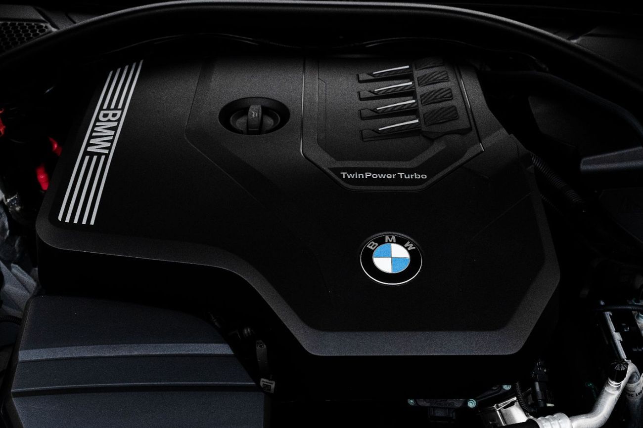 بي أم دبليو 320 320i M-Kit | 3,428  P.M | 0% Downpayment | Fantastic Condition!