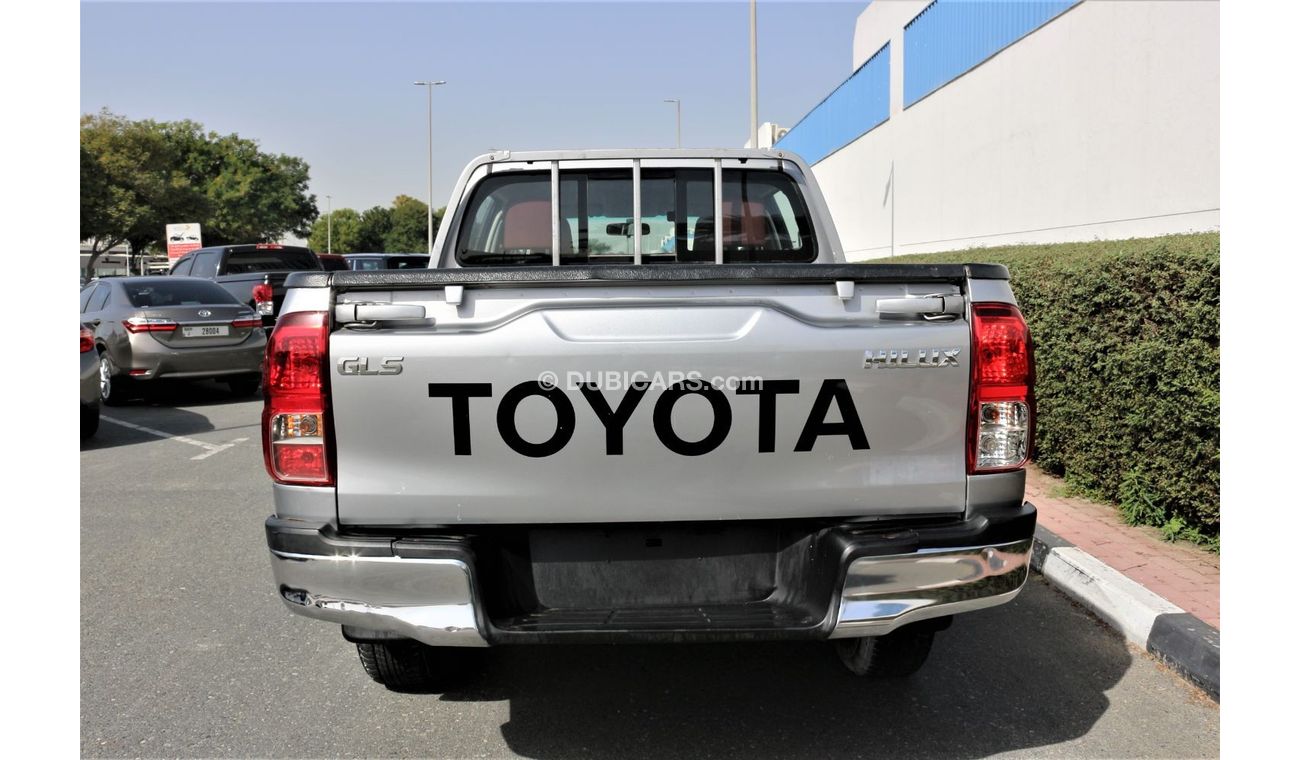 تويوتا هيلوكس GLX تويوتا هايلكس 2017 خليجي فورويل جير عادي