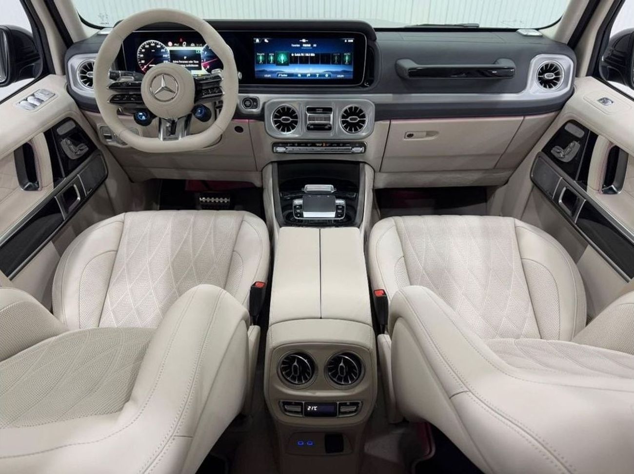 مرسيدس بنز G 63 AMG Std 4.0L *Brand New* 2025 Mercedes Benz G63 AMG, Mercedes Warranty, Fully Loaded, Delivery Kms