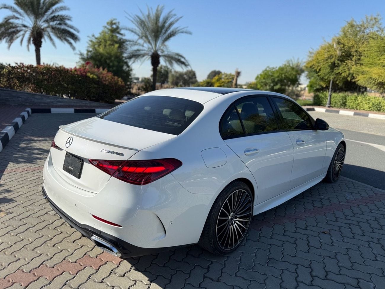 Mercedes Benz C300 STD Base