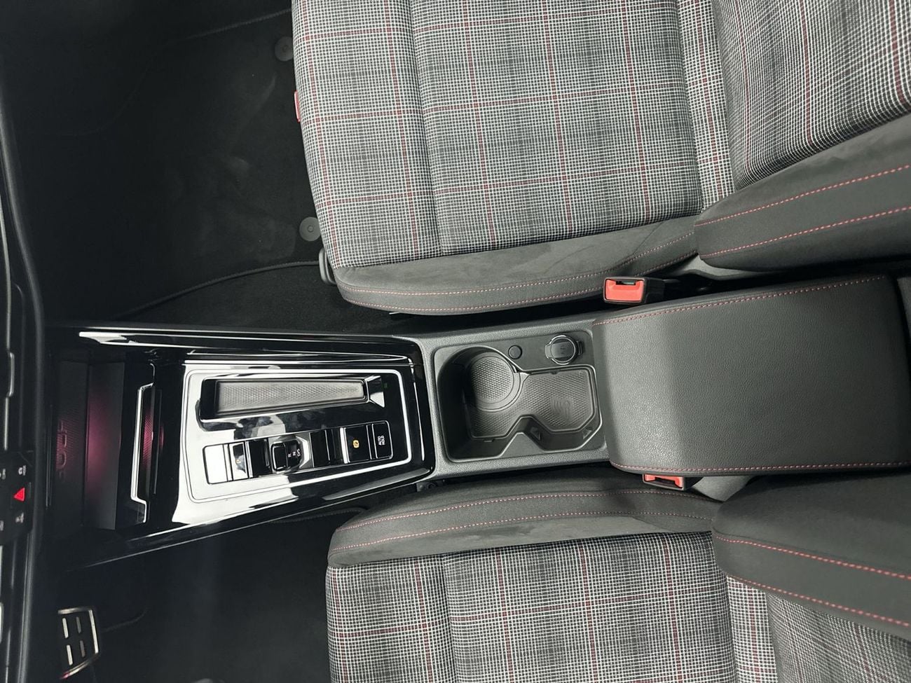 Volkswagen Golf Golf GTI 2L | Fabric Sport Seats | 10.4" Infotainment | Wireless Charging | LED Plus