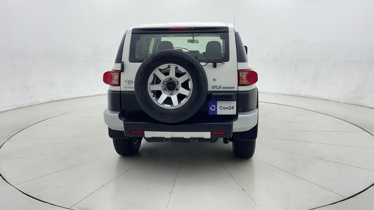 تويوتا إف جي كروزر 2021 GXR | AED 1701/Month | 0 DP | 30 Day Return | Warranty | Service History