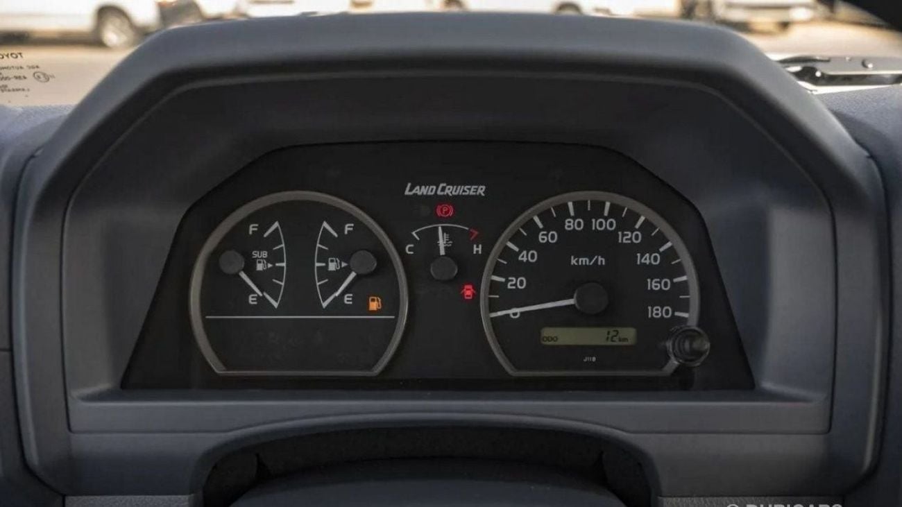 Toyota Land Cruiser 70 LAND CRUISER HARDTOP 3DOOR 4.2L V6 DIESEL