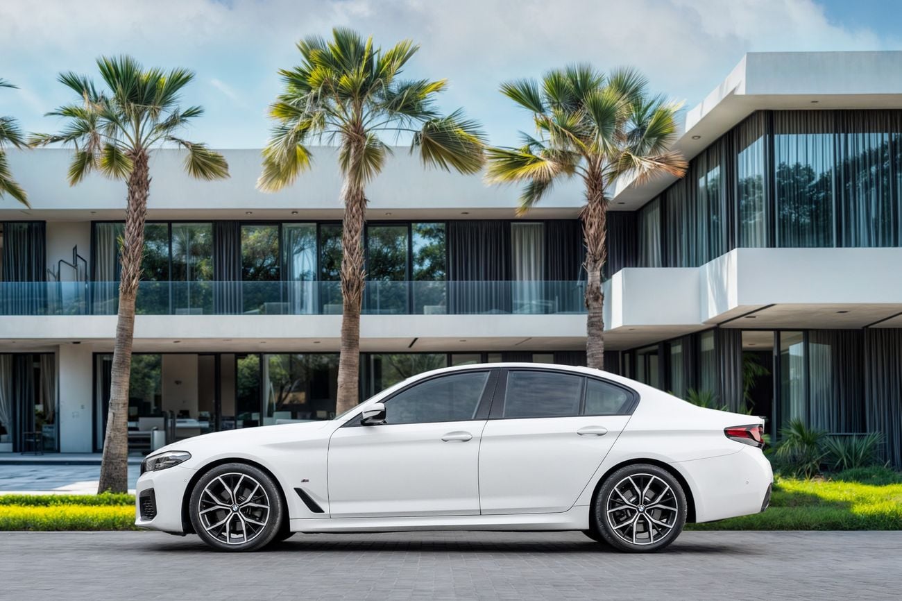 بي أم دبليو 520i 520i M-Sport | 2,644 P.M | 0% Downpayment | BMW WARRANTY+SERVICE | IMMACULATE!