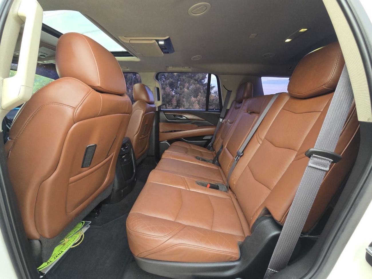 Cadillac Escalade Platinum 6.2L CADILLAC ESCALADE 2015 GCC FULL OPITION // GOOD CONDITION