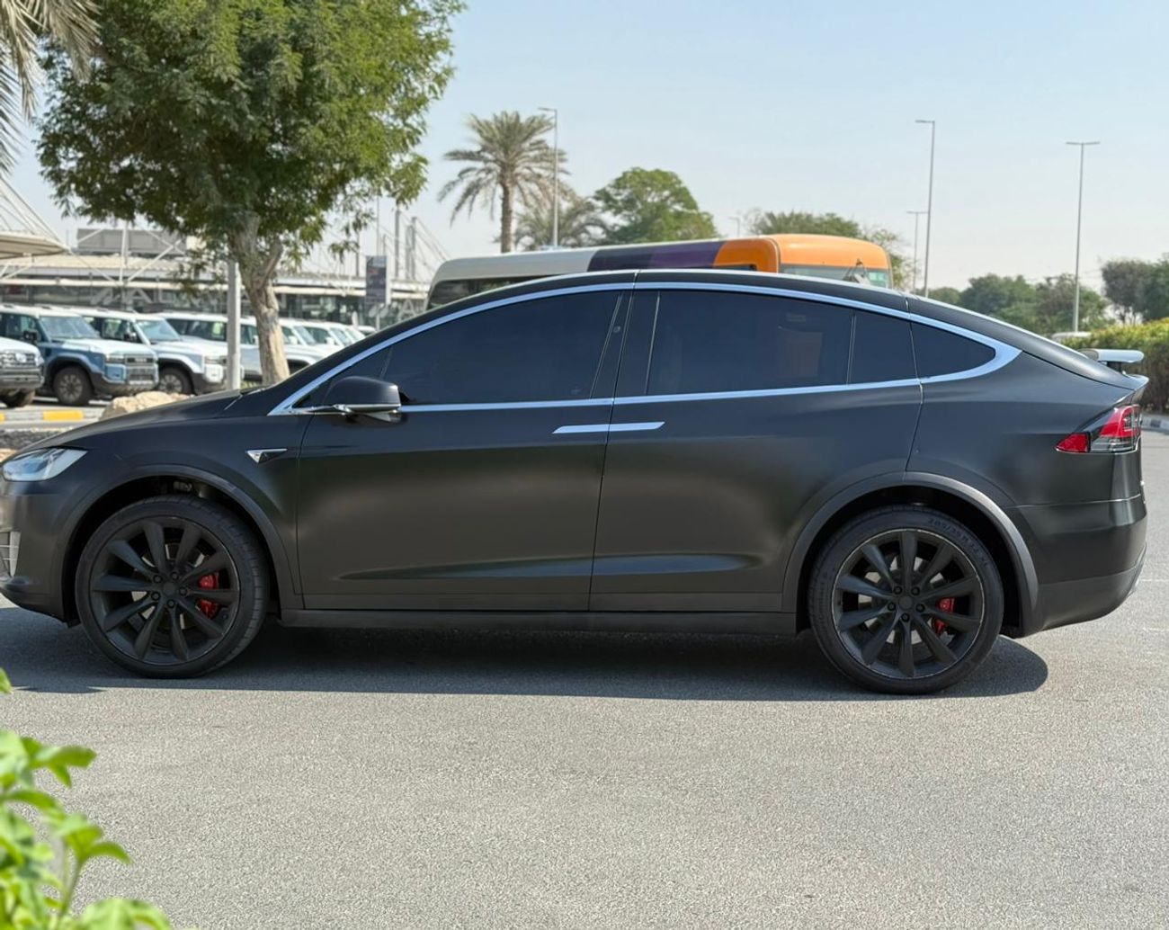 تسلا موديل اكس Long Range (AWD)