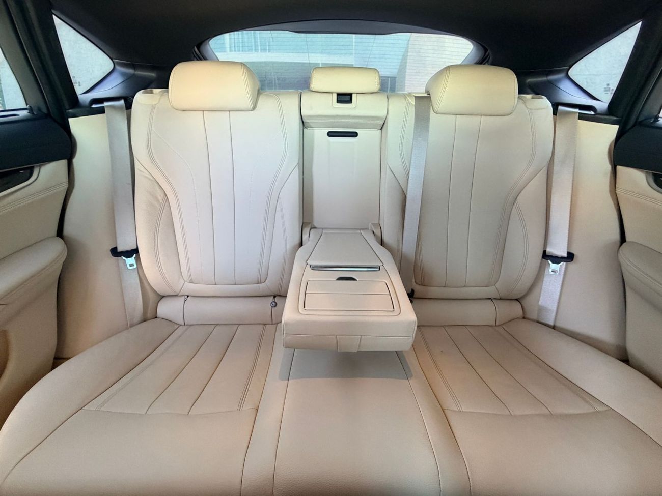 BMW X6 BMW X6 XDRIVE35I M KIT | 3.0L TURBO – 306 BHP | 2019 | GCC SPECS | AED 2,500 PER MONTH