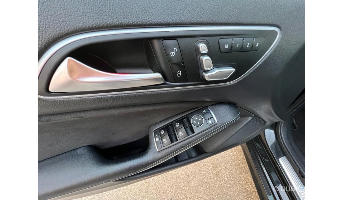 مرسيدس بنز A 250 MERCEDES BENZ A250 2016 AMG GCC FULL OPTION