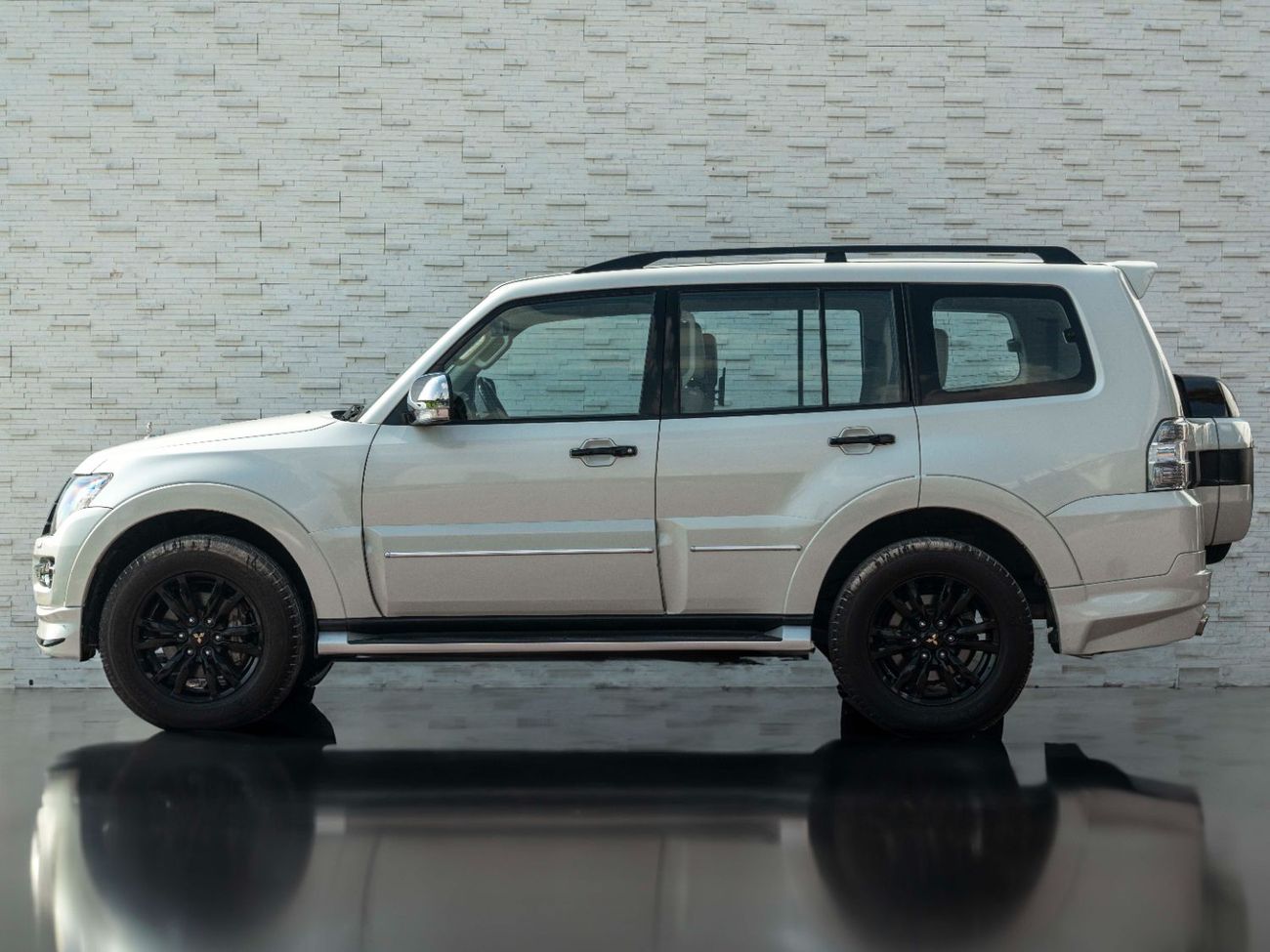 Mitsubishi Pajero GLS 3.8L