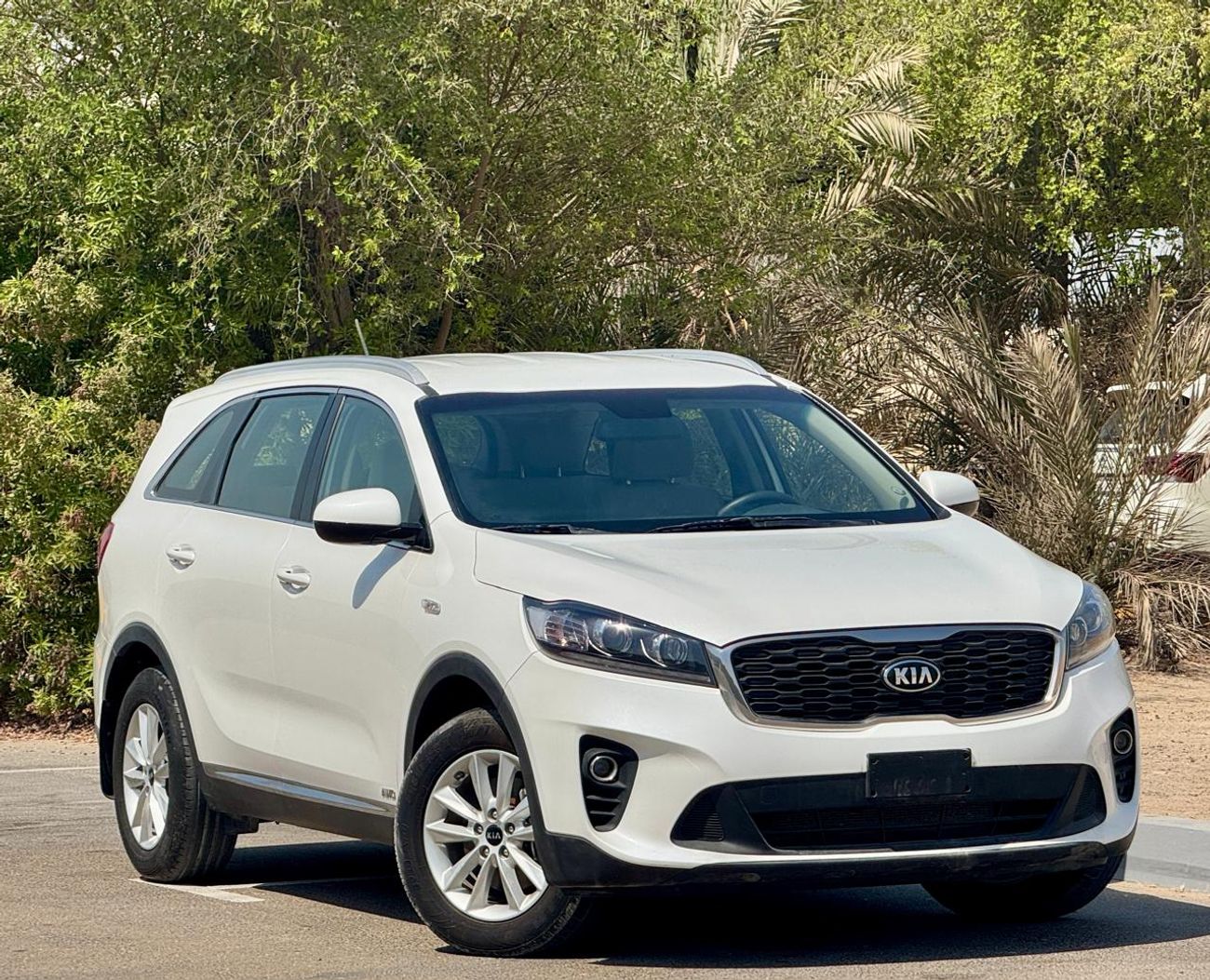 Kia Sorento Std 2.5L AWD 750-Monthly l GCC l Cruise, Camera, AWD l Accident Free
