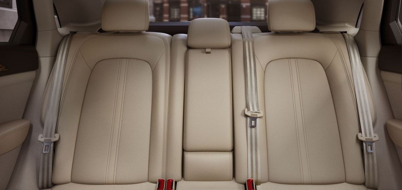 Lincoln MKZ interior - Rear Seats