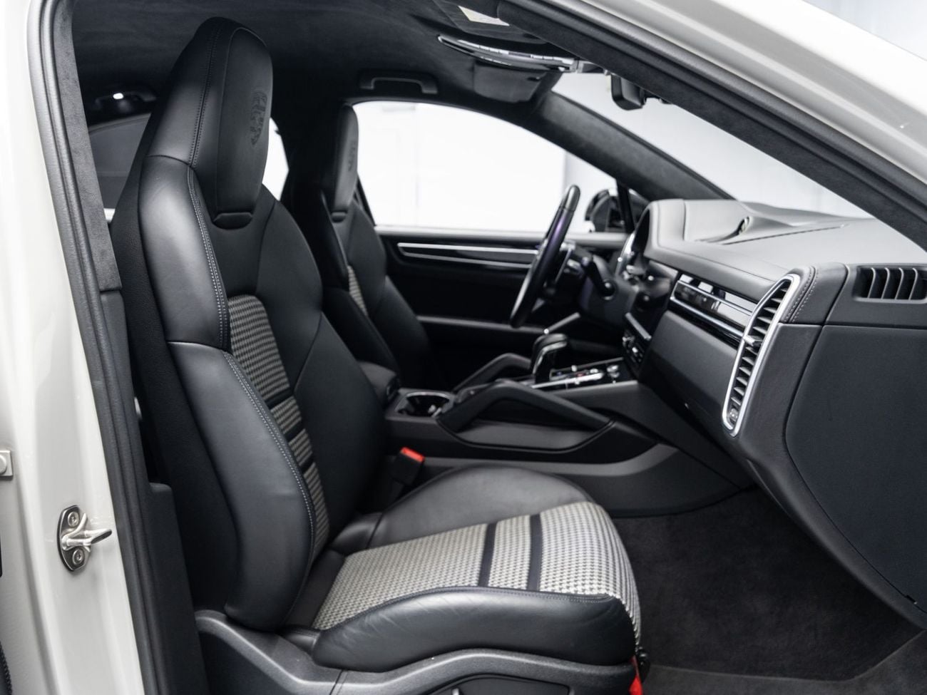 Porsche Cayenne GTS BUY NOW, PAY 2027 | THE BLACKLINE STANDARD | October 2026 Porsche Warranty, GCC