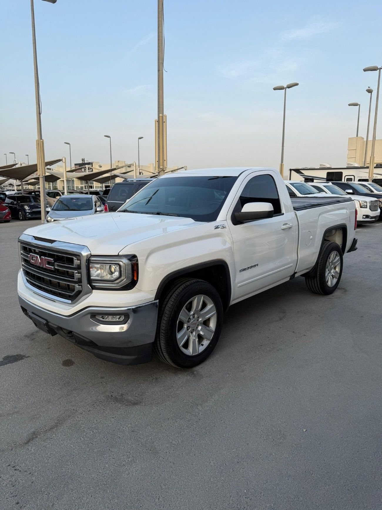 جي أم سي سييرا 1500 SLE 5.3L Single Cab Utility