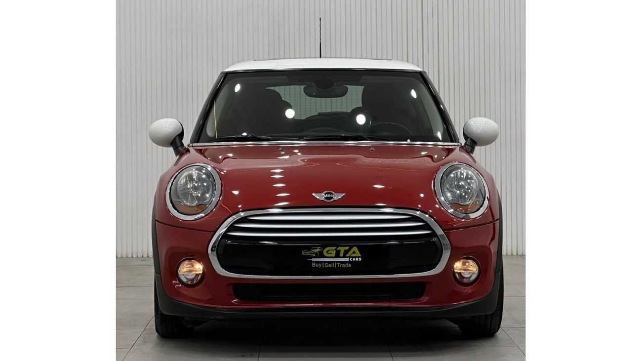 Mini Cooper Std 2015 Mini Cooper, Service History, Excellent Condition, GCC