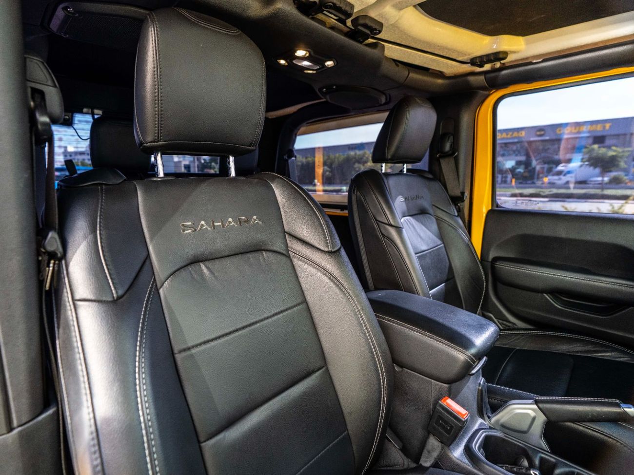 جيب رانجلر Sahara 3.6L A/T (5 Seater)