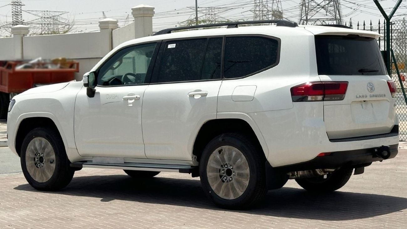 تويوتا لاند كروزر GXR 4.0L Toyota LC300 4.0L S W GX-R AT