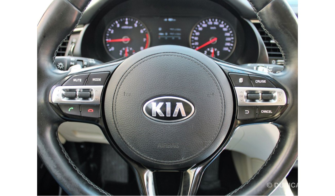 Kia Cadenza LX ACCIDENTS FREE - FULL OPTION - GCC - CASR IS IN PERFECT CONDITION INSIDE OUT