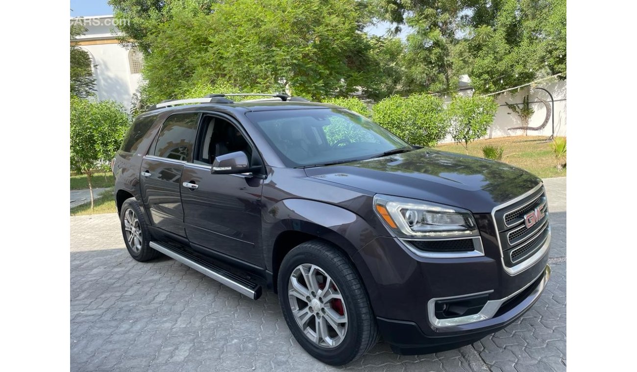 Used GMC Acadia Denali Very good condition 2015 for sale in Dubai 542036