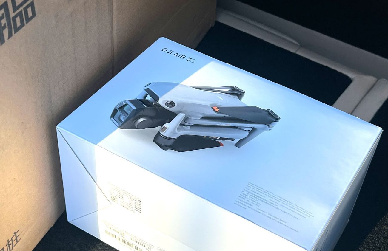 BYD Leopard 8 Smart and Brave Flagship Edition (7 Seats) Flagship Edition 7 Seats With Drone (EXPORT ONLY)