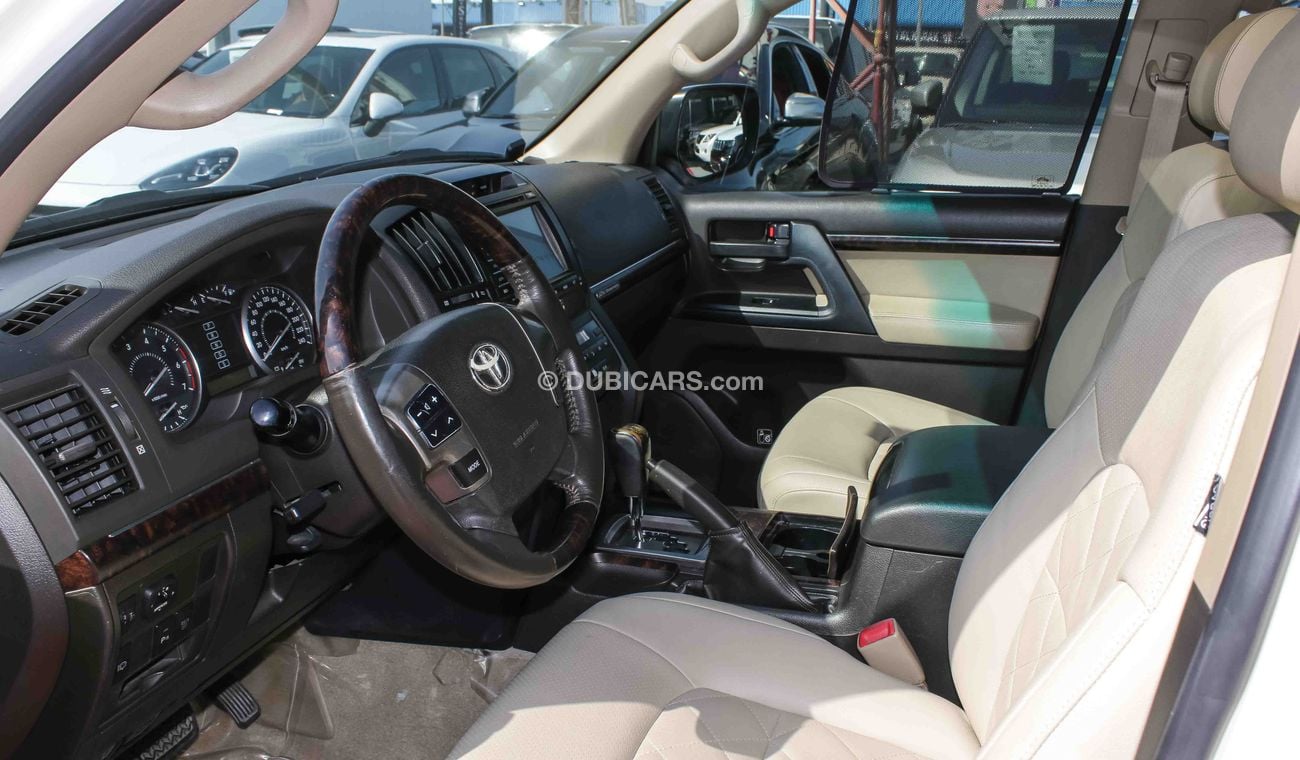 Toyota Land Cruiser GXR i V6 60th Anniversary