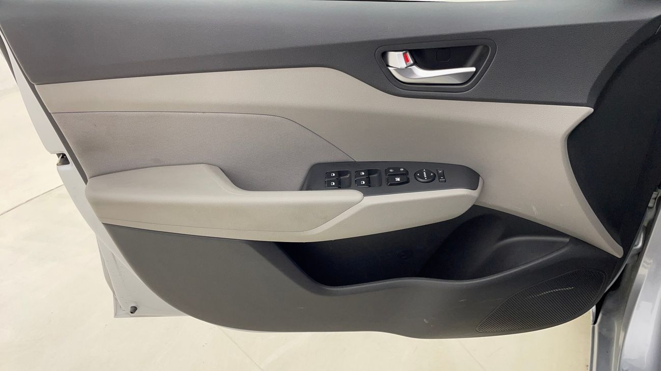 Hyundai Accent SMART 1.6 | Zero Down Payment | Home Test Drive