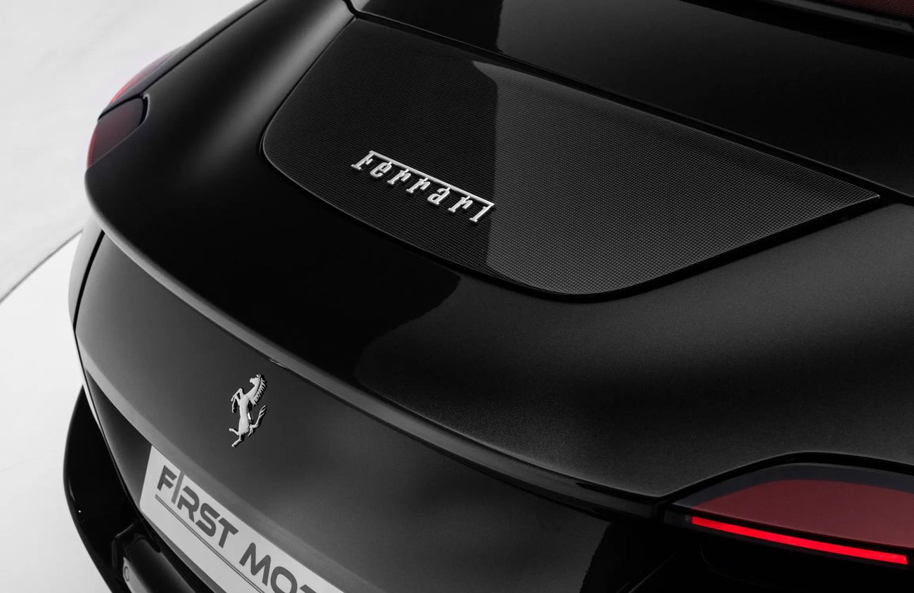 Ferrari Roma 3.9L V8 Twin-Turbocharged Engine