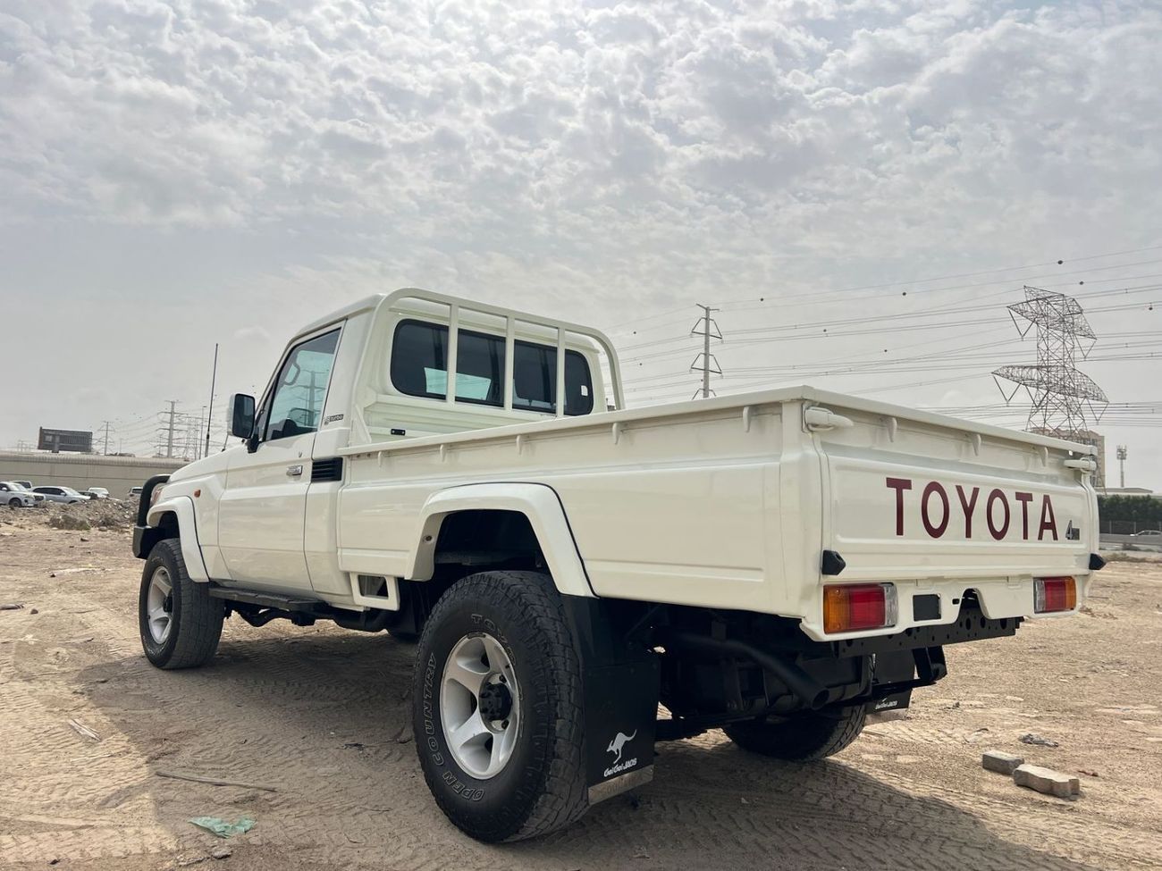 تويوتا لاند كروزر بيك آب RIGHT HAND VEHICLE ONLY FOR EXPORT 4.5L 4WD DIESEL MT