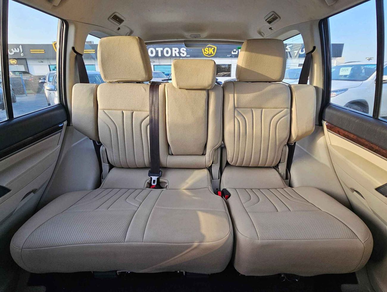 Mitsubishi Pajero GLS 3.5/ 4WD/ LEATHER/ DVD CAMERA/ LOW MILEAGE/ ONLY FOR EXPORT / LOT#700167