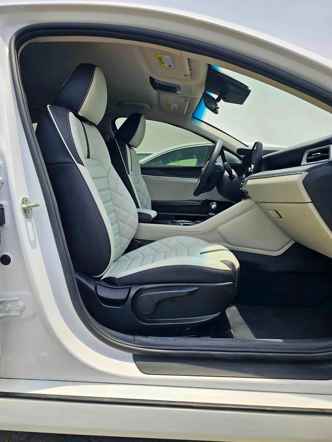 كيا K5 / LXS / LOW MILEAGE / MAJOR DISCOUNT / EXPORT ONLY / LOT#23752