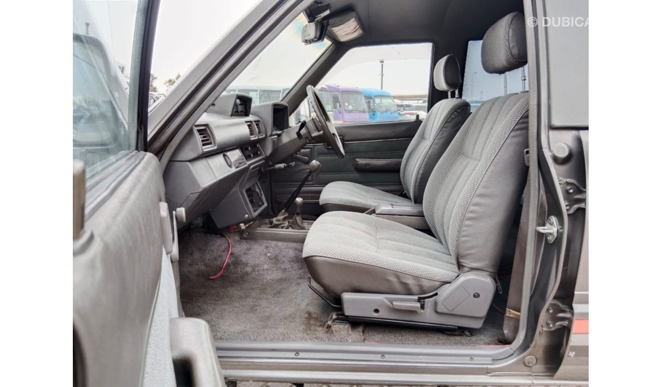 Toyota Hilux TOYOTA HILUX PICK UP RIGHT HAND DRIVE (PM1554)