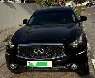 Infiniti QX70 Luxe Sensory