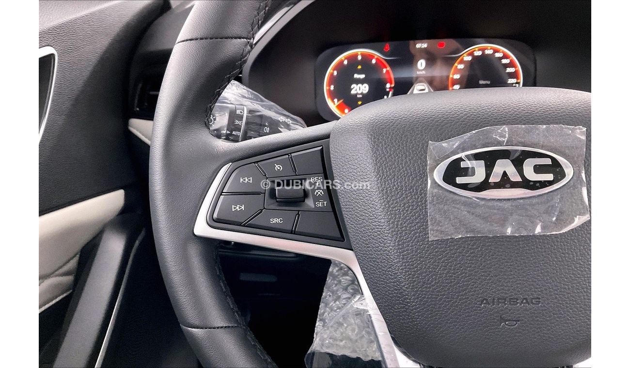 JAC JS4 Intelligent | 1 year free warranty | 0 down payment | 7 day return policy