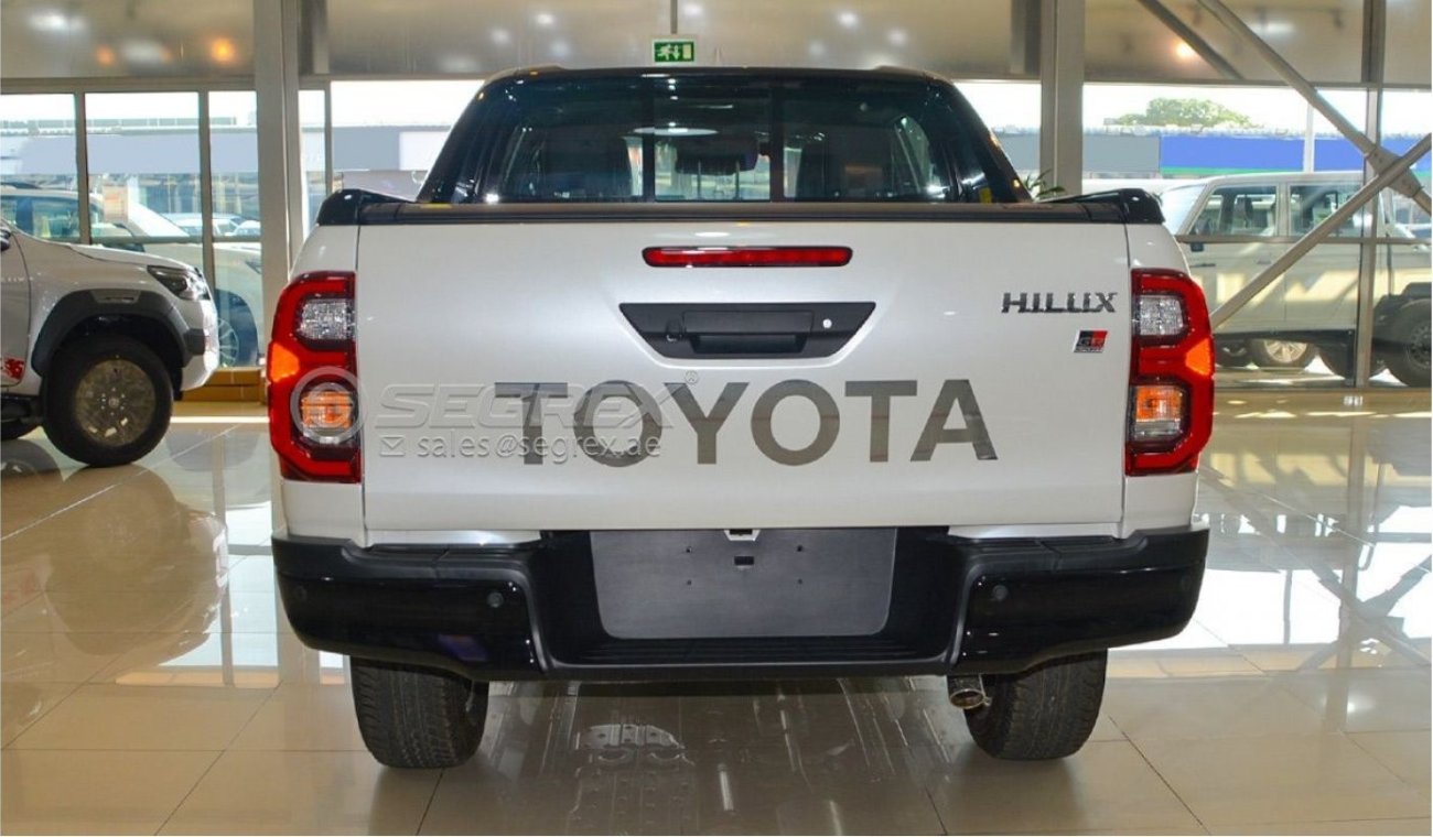 Toyota Hilux 2023 Toyota Hilux GR Sport 2.8l Diesel 4 cylinders D-cabin 4x4.