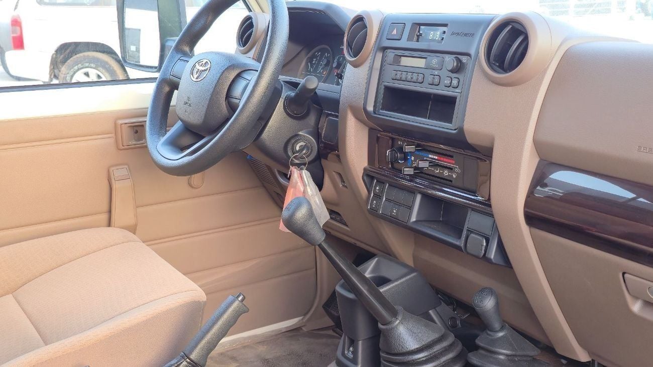 Toyota Land Cruiser 70 Toyota Land Cruiser 70 LC 78 | 2.8L| V4 | T/Diesel | MT | 2026