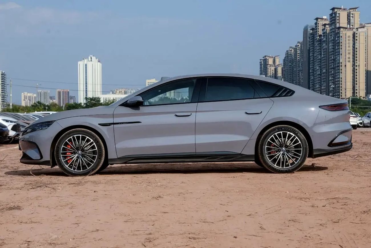 BYD HAN LIDAR 701KM INTELLIGENT DRIVING