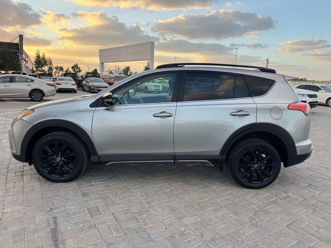 Toyota RAV4 Toyota Rav4 2018 adventure