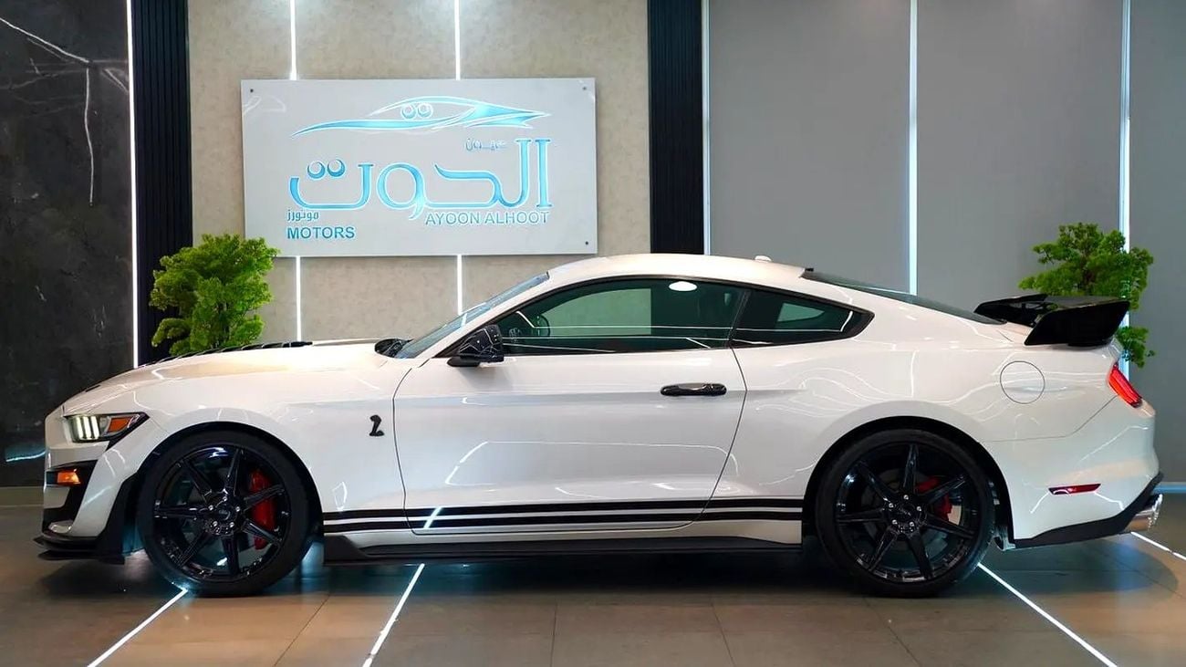 Ford Mustang GT California Special 5.0L (435 HP) Coupe A/T VIP || ORIGINAL CHILBI V8 KIT || FULL CARBON FIBER || 
