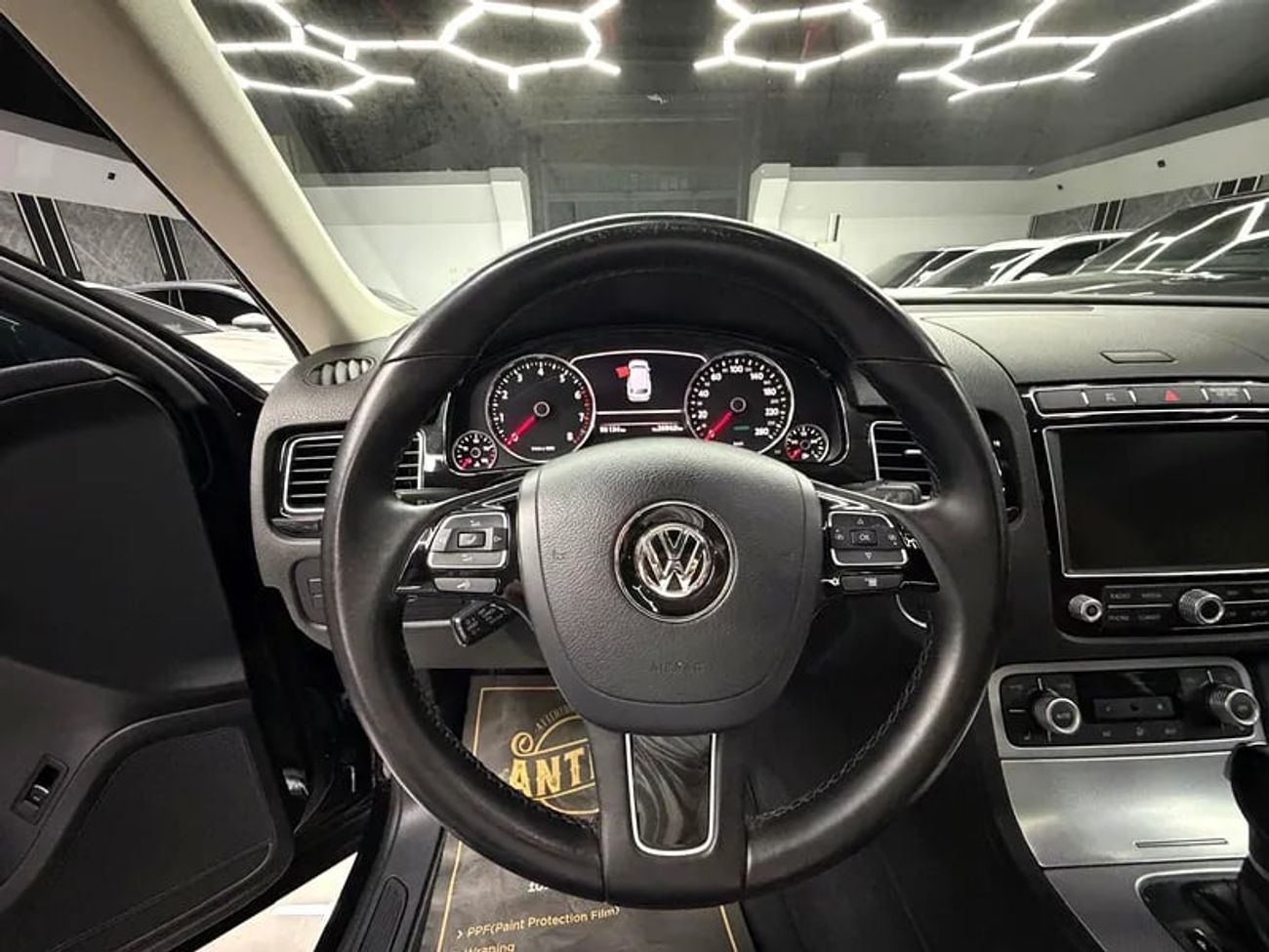 Volkswagen Touareg 1 Lay Owner | Full Agency Service History | R Line | GCC Specs