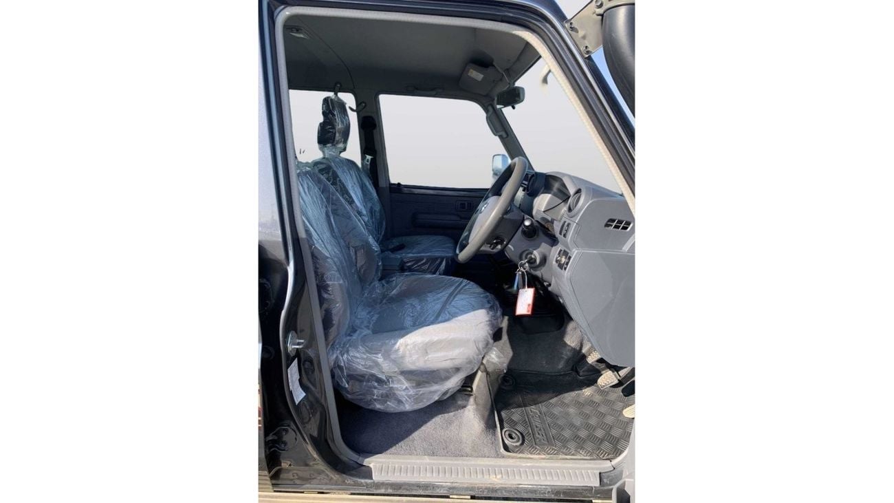 Toyota Land Cruiser Pick Up