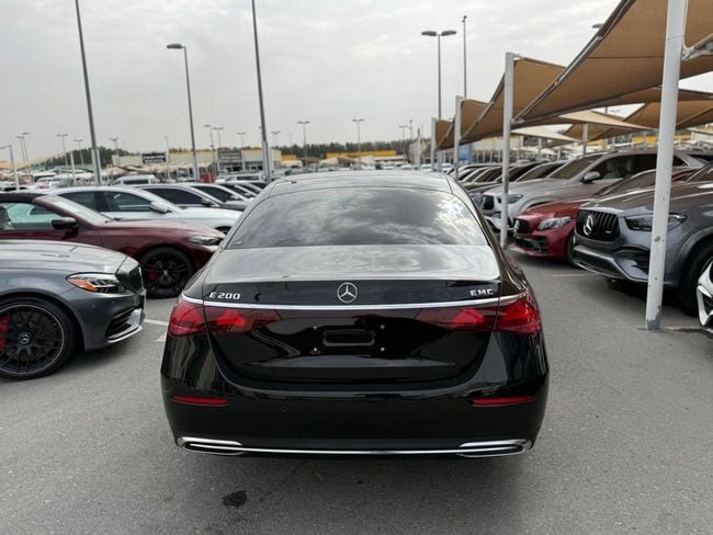 Mercedes-Benz E-Class STANDARD, миниатюра 27