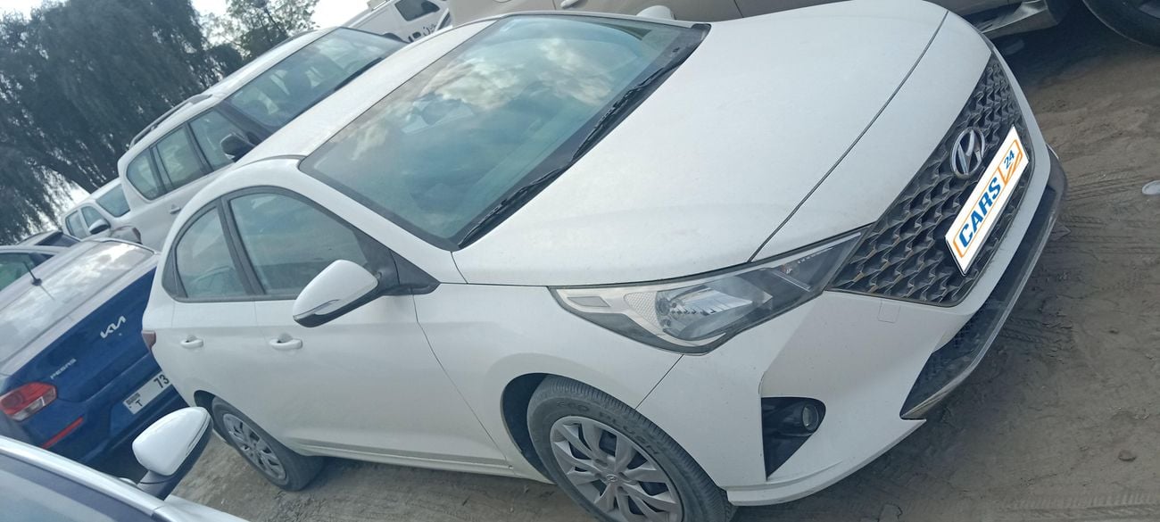 Hyundai Accent SMART 1.6 | Zero Down Payment | Home Test Drive